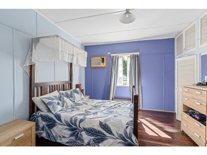 73 Ruby St, Emerald QLD 4720