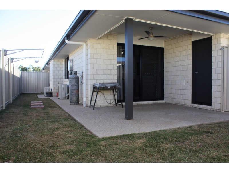 1/3 Duroux Street, Emerald QLD 4720