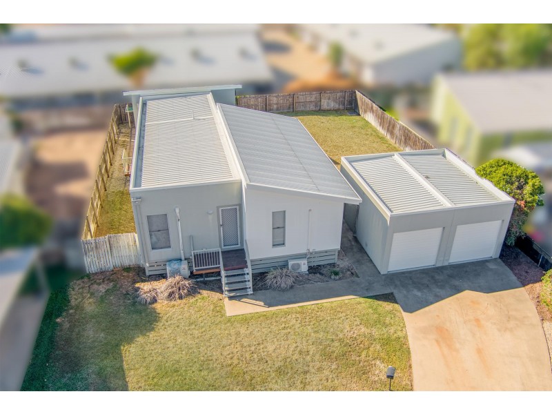 7 Lilly Close, Emerald QLD 4720