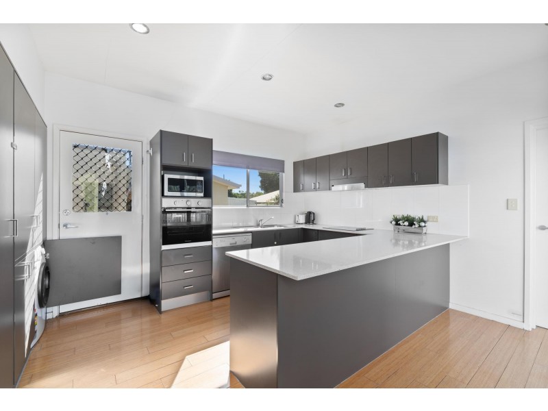 7 Lilly Close, Emerald QLD 4720