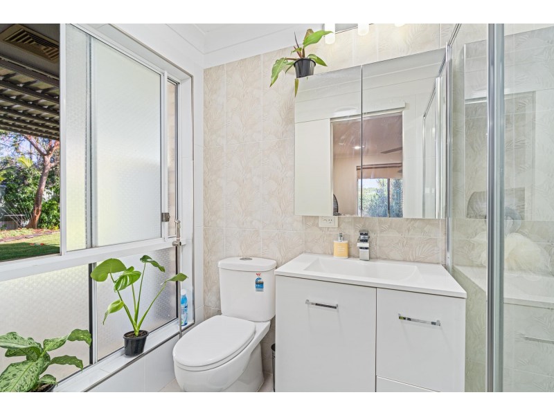 4 Kurrajong Close, Emerald QLD 4720
