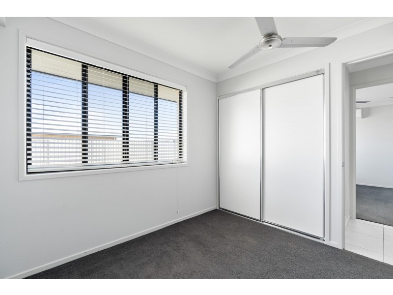 3 Lauren Drive, Emerald QLD 4720