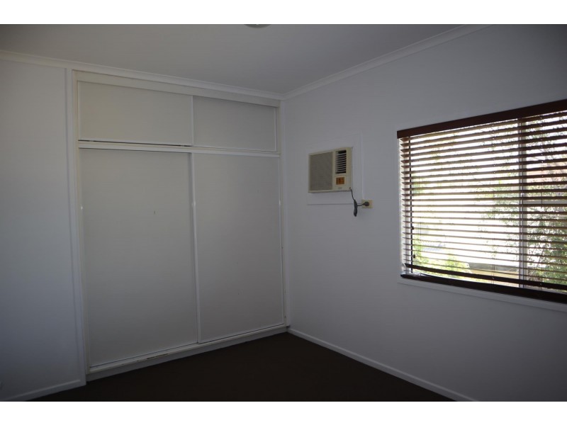 7 Alamein Drive, Emerald QLD 4720