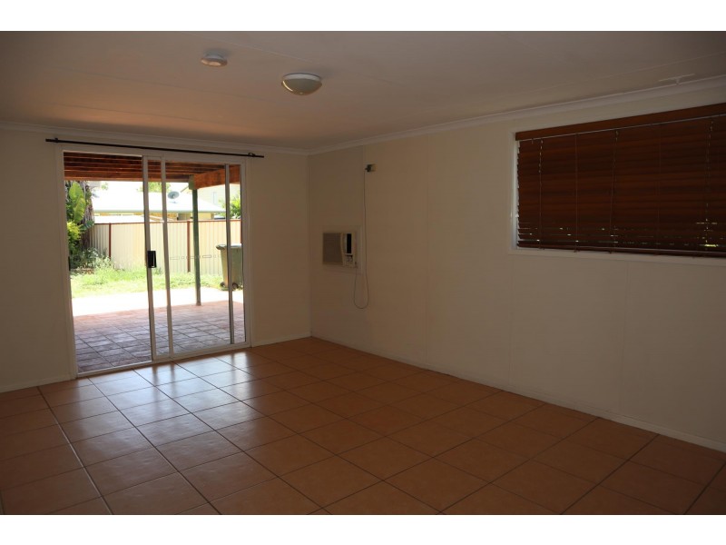 7 Alamein Drive, Emerald QLD 4720