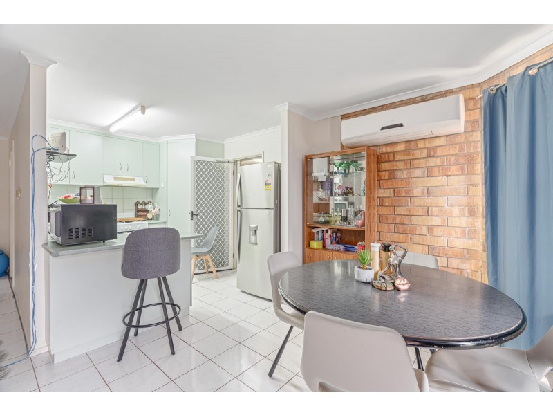 2/126 Opal Street, Emerald QLD 4720