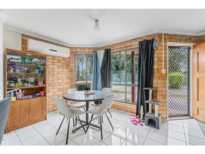 2/126 Opal Street, Emerald QLD 4720