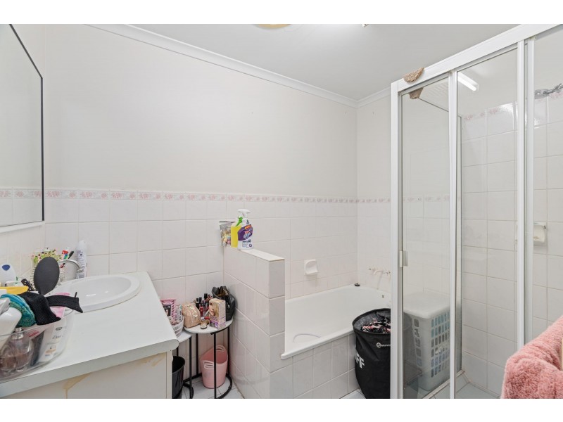 2/126 Opal Street, Emerald QLD 4720