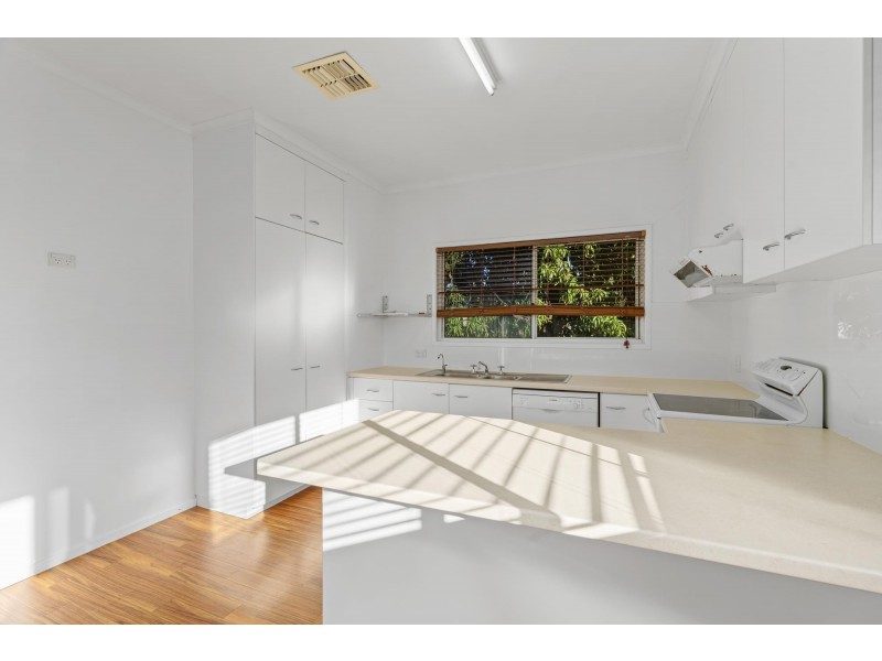 7 Alamein Drive, Emerald QLD 4720