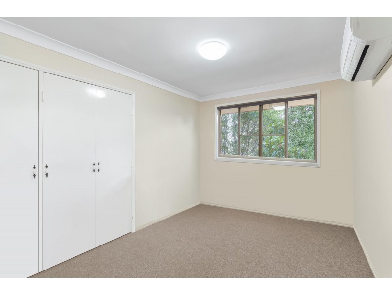 9 Cowan Crescent, Emerald QLD 4720