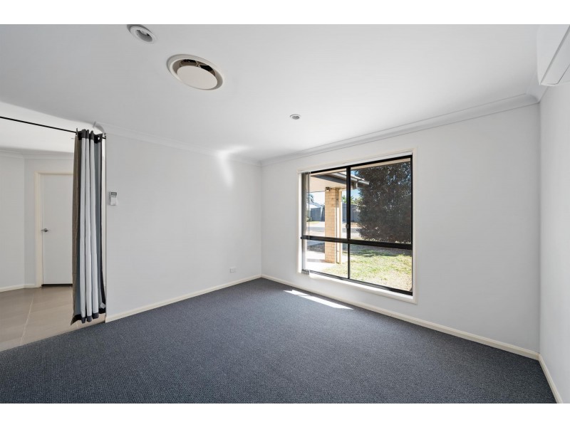 20 Mitchell Street, Emerald QLD 4720