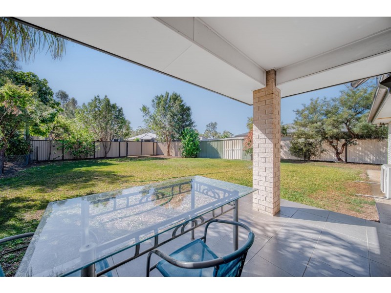 20 Mitchell Street, Emerald QLD 4720