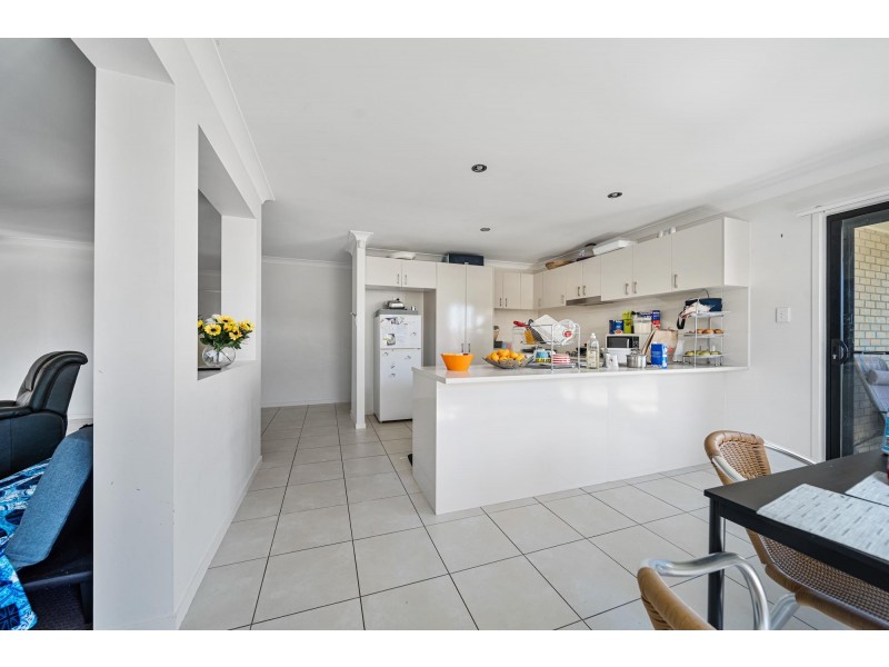 10 Jade Street, Emerald QLD 4720