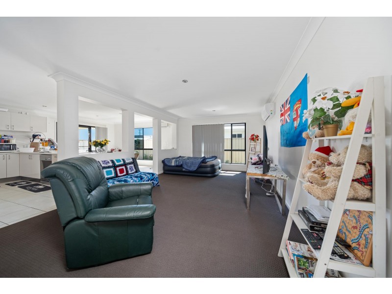 10 Jade Street, Emerald QLD 4720
