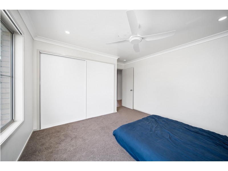 5 Sharlyn Crescent, Emerald QLD 4720