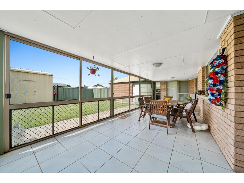 5 Sharlyn Crescent, Emerald QLD 4720