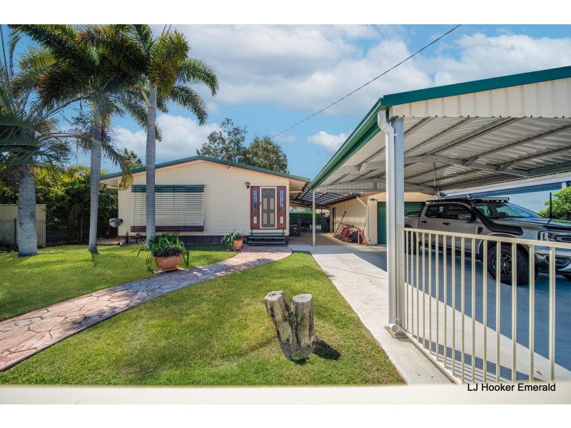 19 Mellish Crescent, Emerald QLD 4720