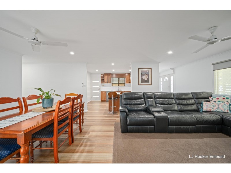 19 Mellish Crescent, Emerald QLD 4720
