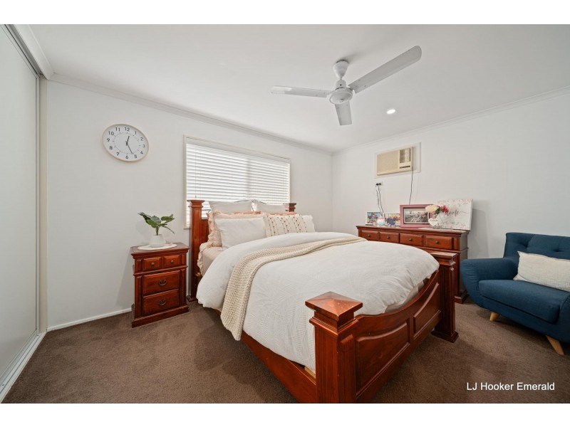19 Mellish Crescent, Emerald QLD 4720