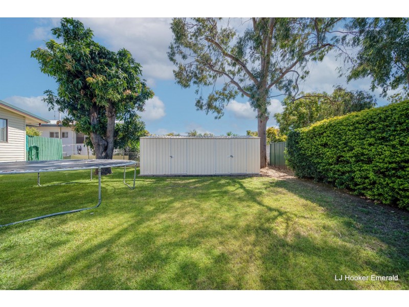 19 Mellish Crescent, Emerald QLD 4720