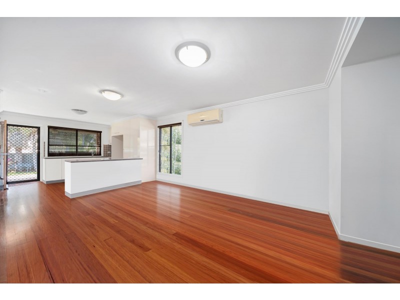 72A Long Street, Emerald QLD 4720