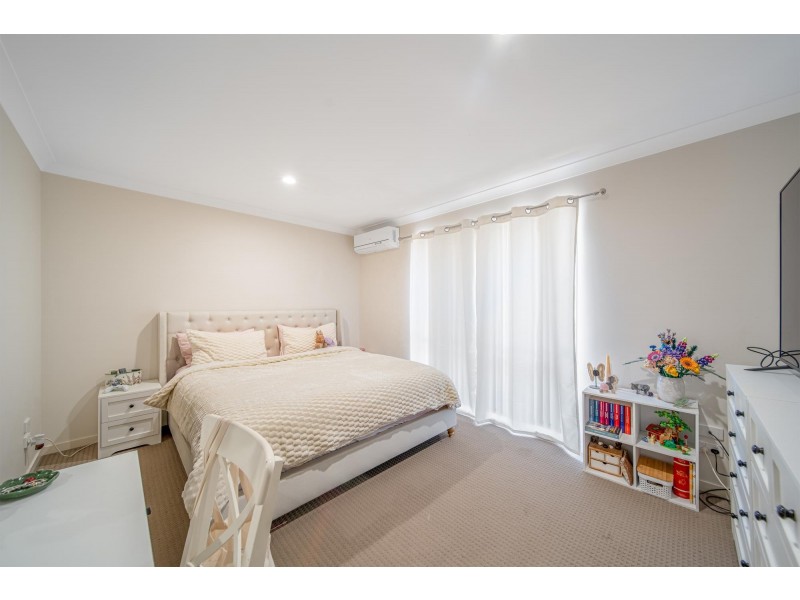 10 Mount MacArthur Boulevard, Capella QLD 4723