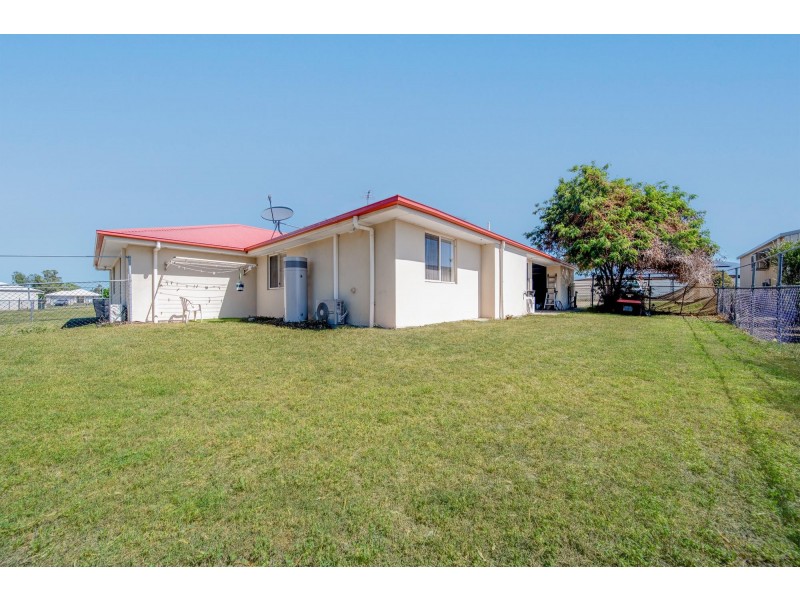 10 Mount MacArthur Boulevard, Capella QLD 4723