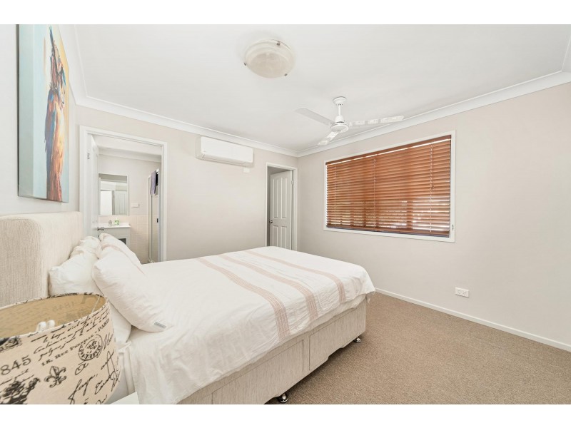2/23 Desgrand Street, Emerald QLD 4720