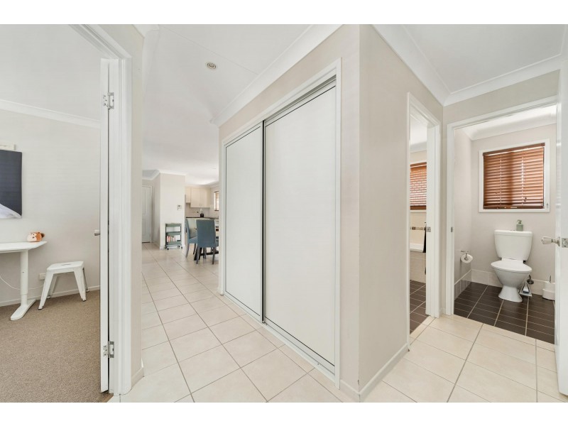 2/23 Desgrand Street, Emerald QLD 4720