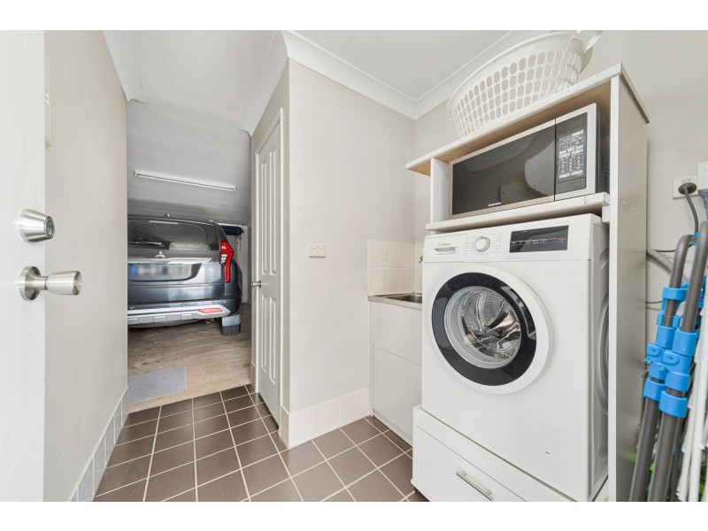 2/23 Desgrand Street, Emerald QLD 4720