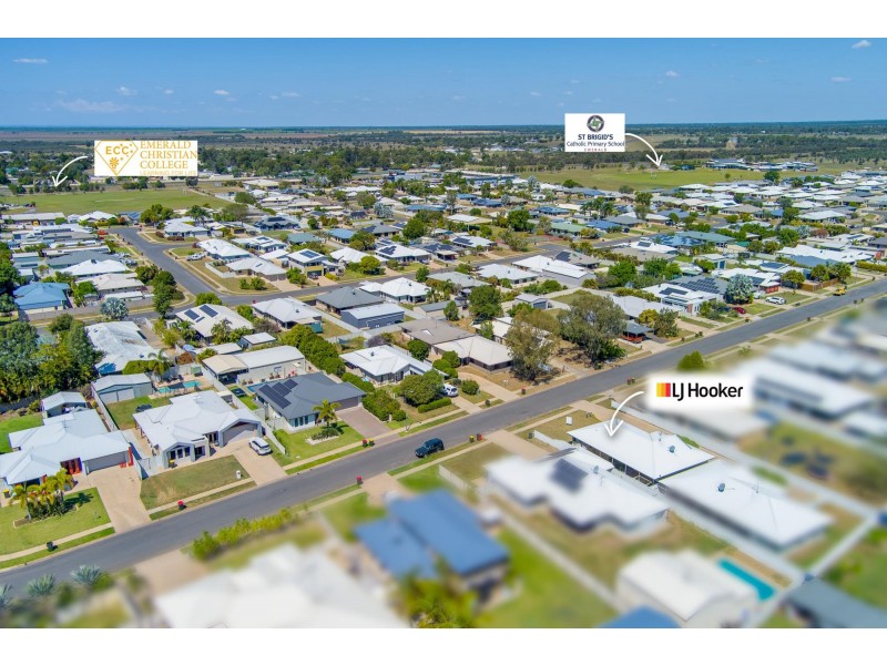 2/23 Desgrand Street, Emerald QLD 4720