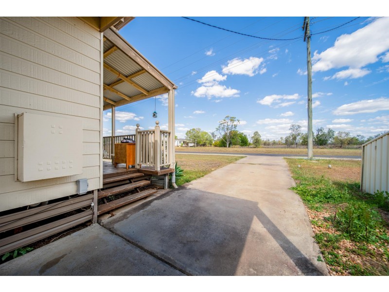 31 Gordon Street, Capella QLD 4723