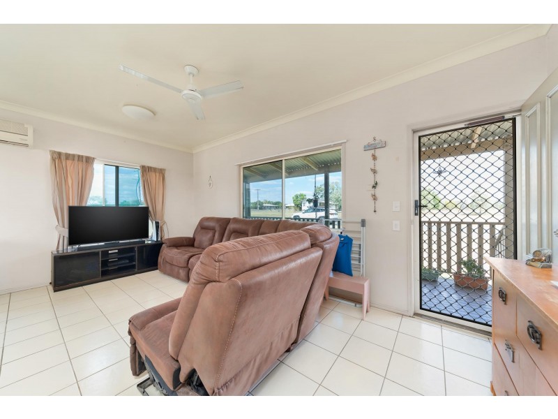 31 Gordon Street, Capella QLD 4723