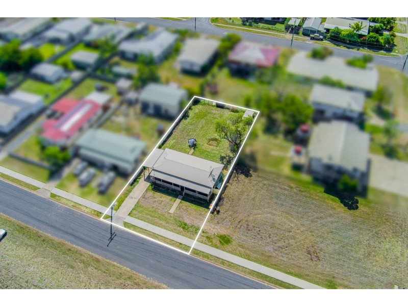 31 Gordon Street, Capella QLD 4723