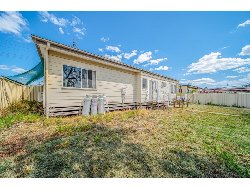 31 Gordon Street, Capella QLD 4723