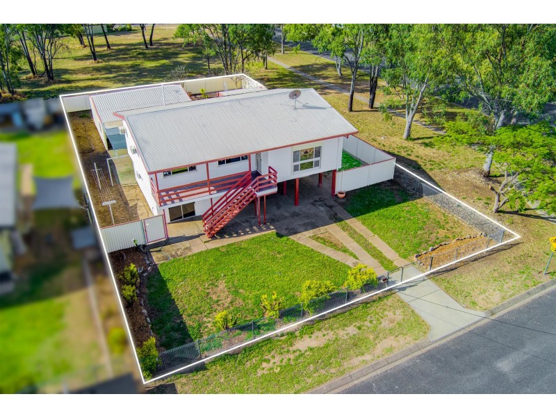 13 Leichhardt Street, Emerald QLD 4720