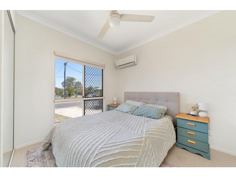 13 Roxburgh Street, Capella QLD 4723