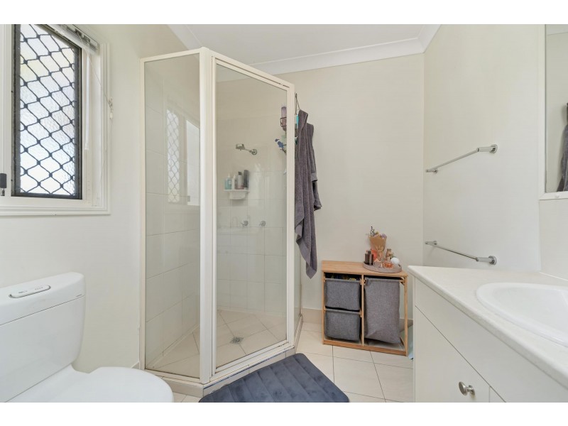 13 Roxburgh Street, Capella QLD 4723