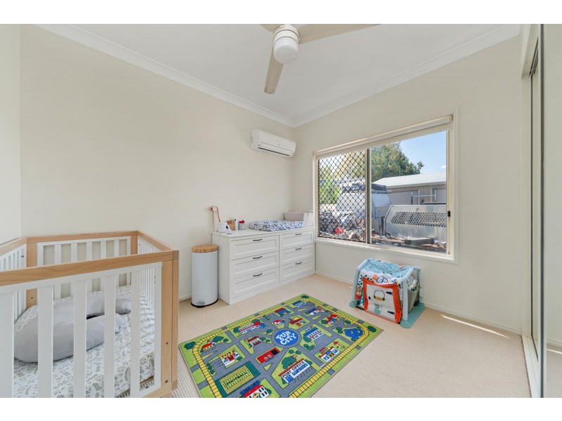 13 Roxburgh Street, Capella QLD 4723