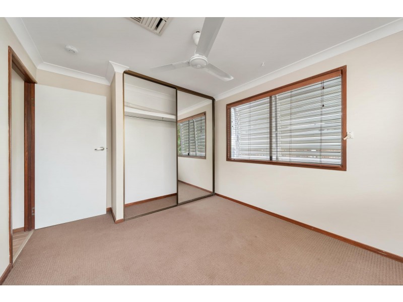 52 Park Avenue, Emerald QLD 4720
