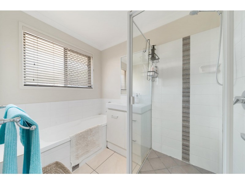 16 Joel Ernest Drive, Emerald QLD 4720