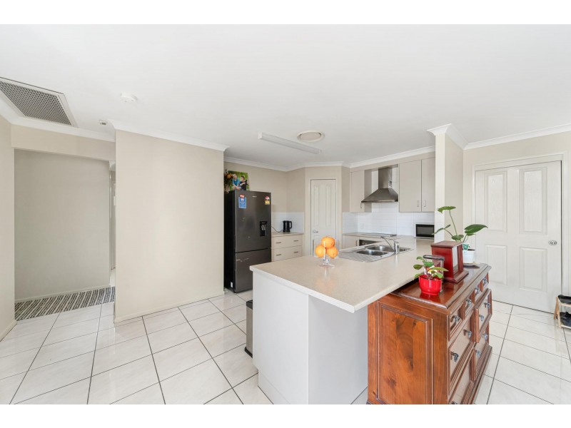 16 Joel Ernest Drive, Emerald QLD 4720