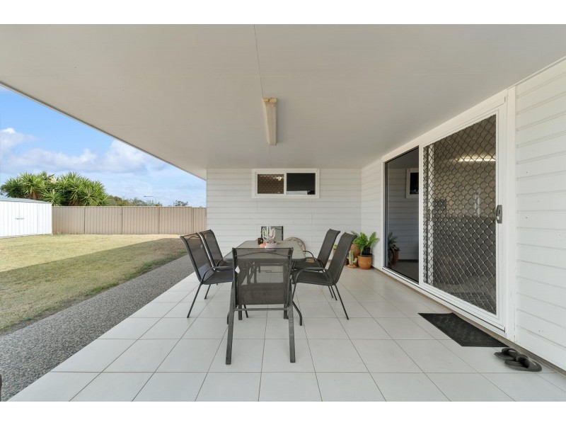 21 Lakeside Drive, Emerald QLD 4720