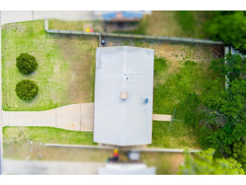 53 Campbell Street, Emerald QLD 4720