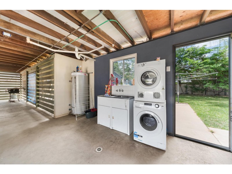 53 Campbell Street, Emerald QLD 4720