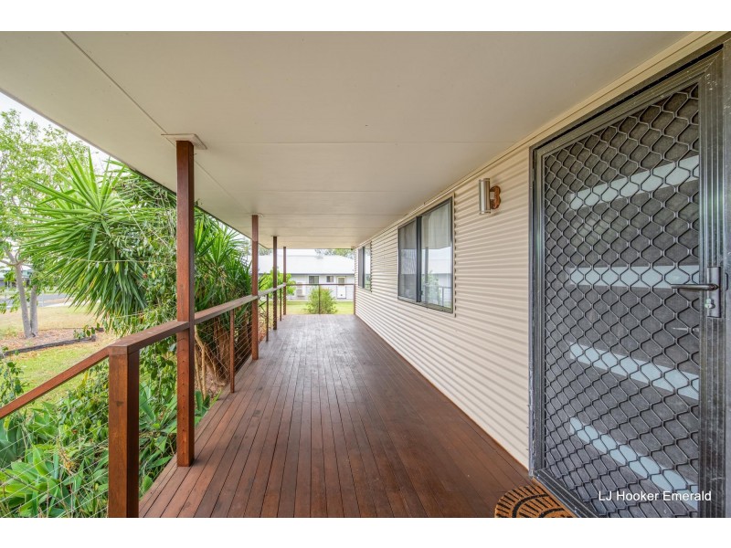 13 Banyula Close, Emerald QLD 4720