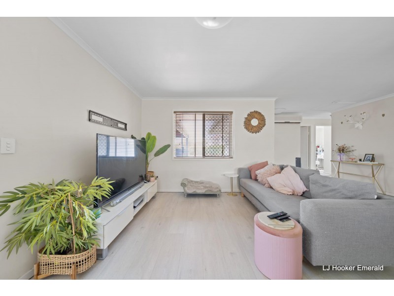 38 Barry Street, Emerald QLD 4720
