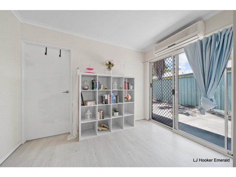 38 Barry Street, Emerald QLD 4720