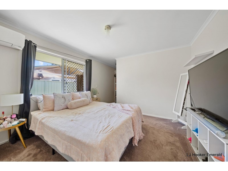 38 Barry Street, Emerald QLD 4720