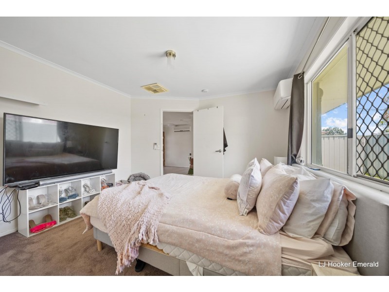38 Barry Street, Emerald QLD 4720