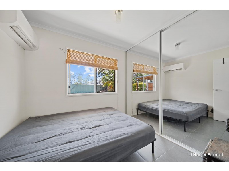 38 Barry Street, Emerald QLD 4720